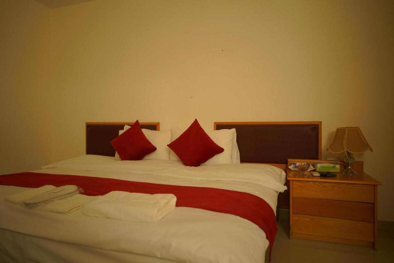 Petra Home Hotel Вади Муса Экстерьер фото